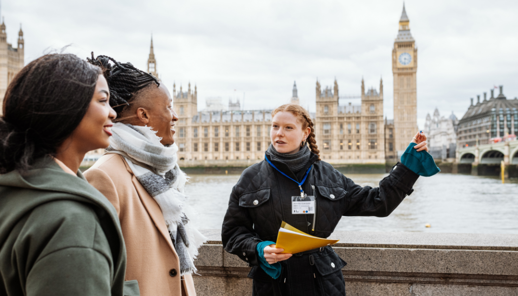 Private vs Group Tours: Which One Is Right for You?